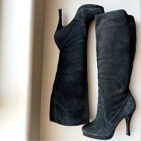 BCBGeneration Dishy Black Suede Platform Heeled Boots Women’s Size 9 - Picture 1 of 12